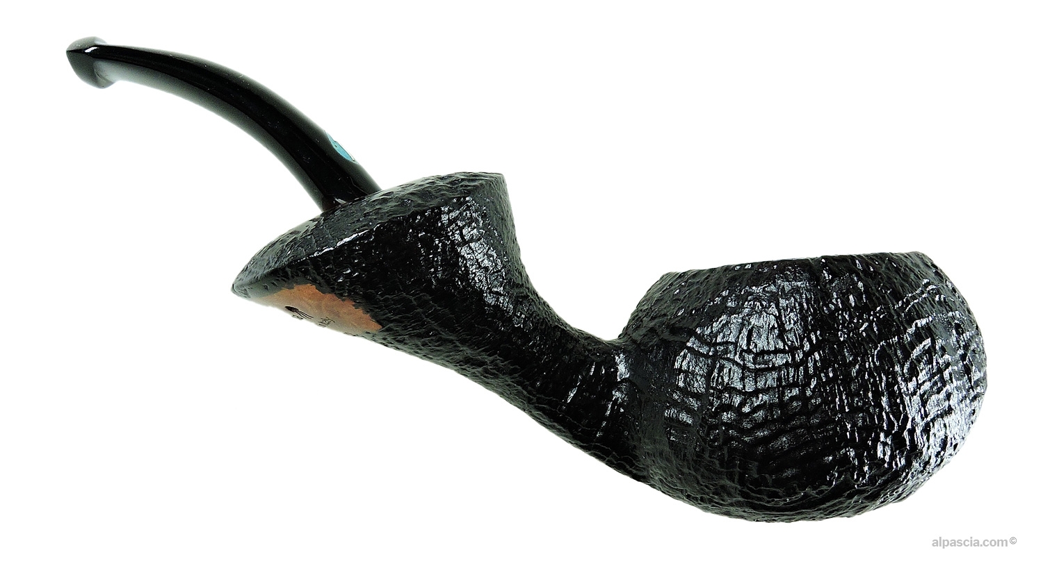 Valbruna 1 Medusa Calypso Pipe - Right side view highlighting the deep ring grain sandblasting