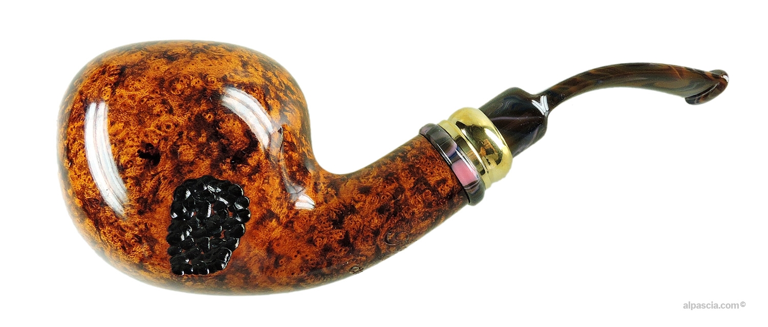 Neerup Classic Gr. 2 Pipe - Semi-rusticated bent profile with organic bowl shape and acrylic stem