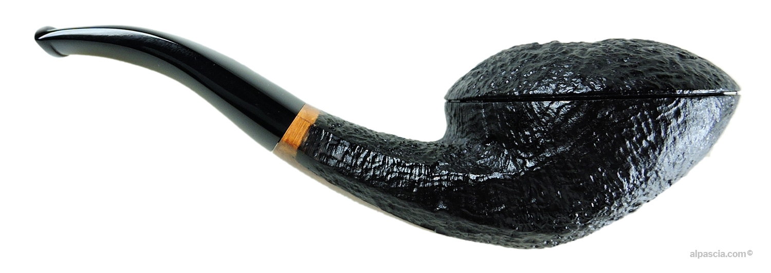 Valbruna Sandblasted 2 Jellyfish Pipe - Right side view highlighting the natural briar grain