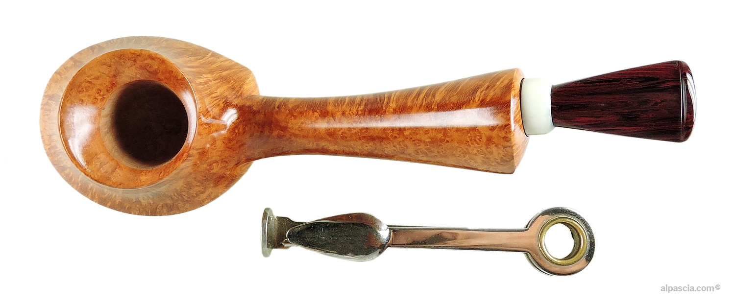 Mimmo Romeo Freehand Pipe - Top view looking down at the organic rim top and tobacco chamber