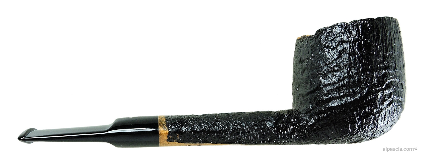 Valbruna Sandblasted 2 Jellyfish Pipe - Right side view highlighting deep sandblast and organic rim crust