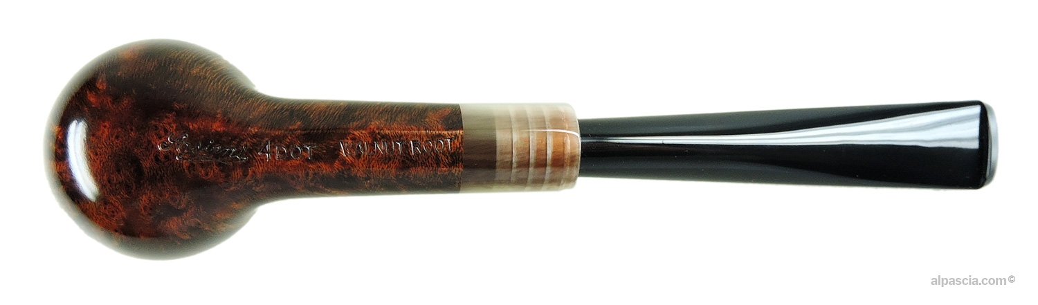Pipa Sasieni 4 Dot Walnut Root - Vista inferiore del fusto con punzoni Sasieni 4 Dot Walnut Root