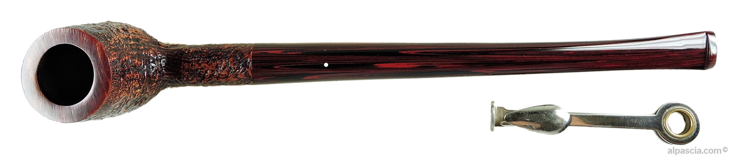 Pipa Dunhill Churchwarden Cumberland 4603 - Inquadratura dall'alto del rim rifinito e della camera di combustione