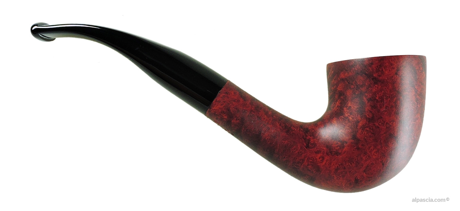 hacom Bayard 863 Pipe - Right side view highlighting rich natural wood grain finish