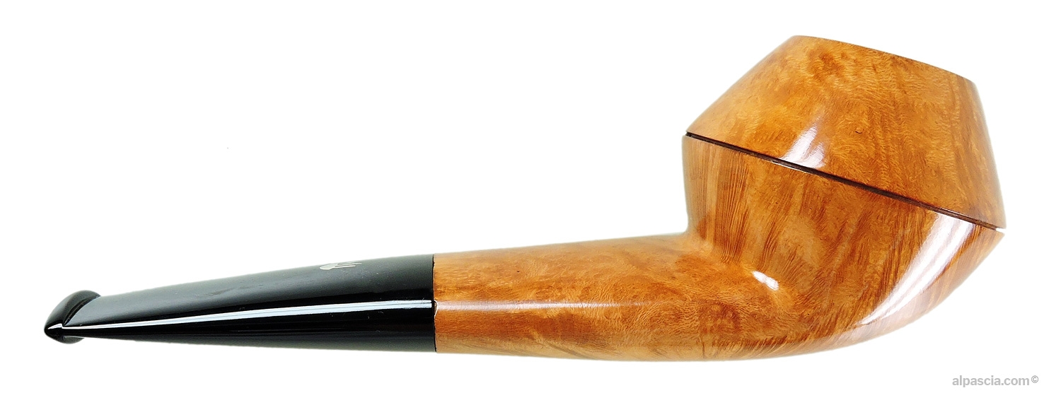 Valbruna Smooth Light 2 Jellyfish Pipe - Right side view highlighting dense flame grain on light smooth briar