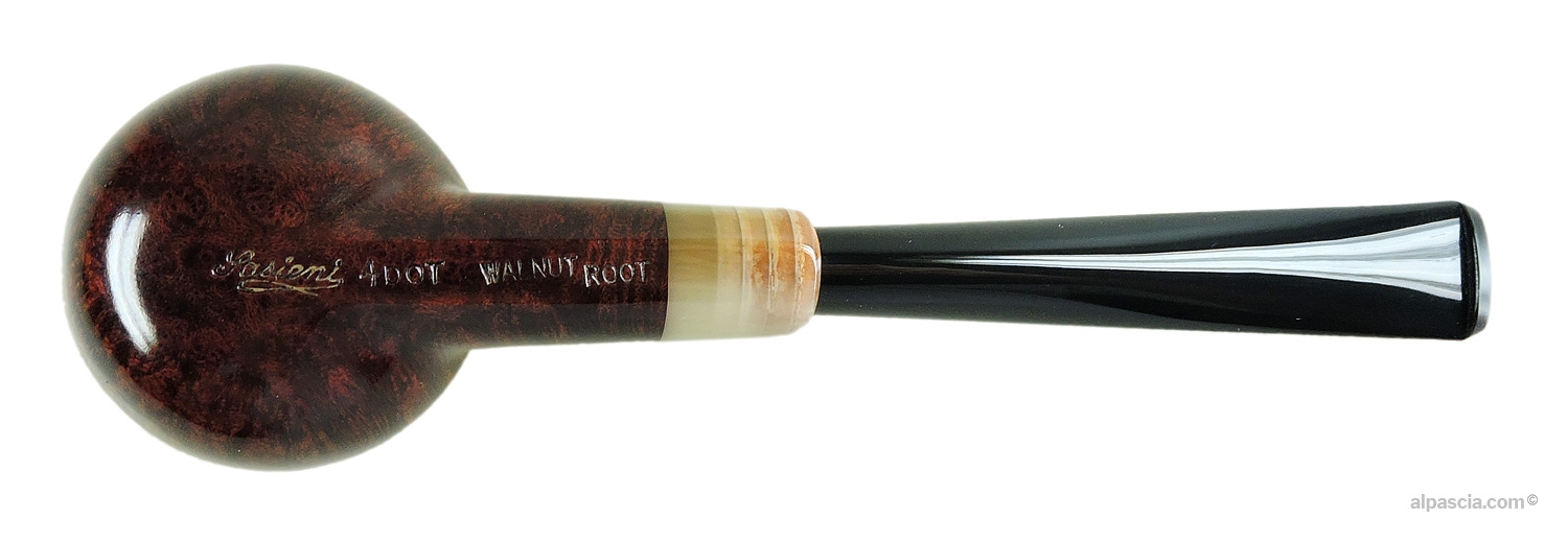 Pipa Sasieni 4 Dot Walnut Root - Vista inferiore della canna con punzonatura ufficiale Sasieni 4 Dot