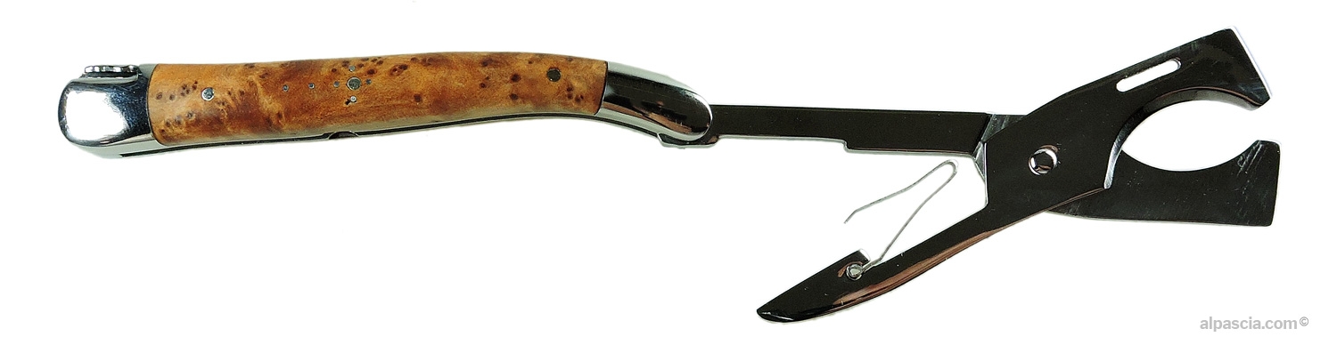 Tagliasigari a Forbice Forge de Laguiole - Vista con lame in acciaio aperte pronte al taglio di precisione