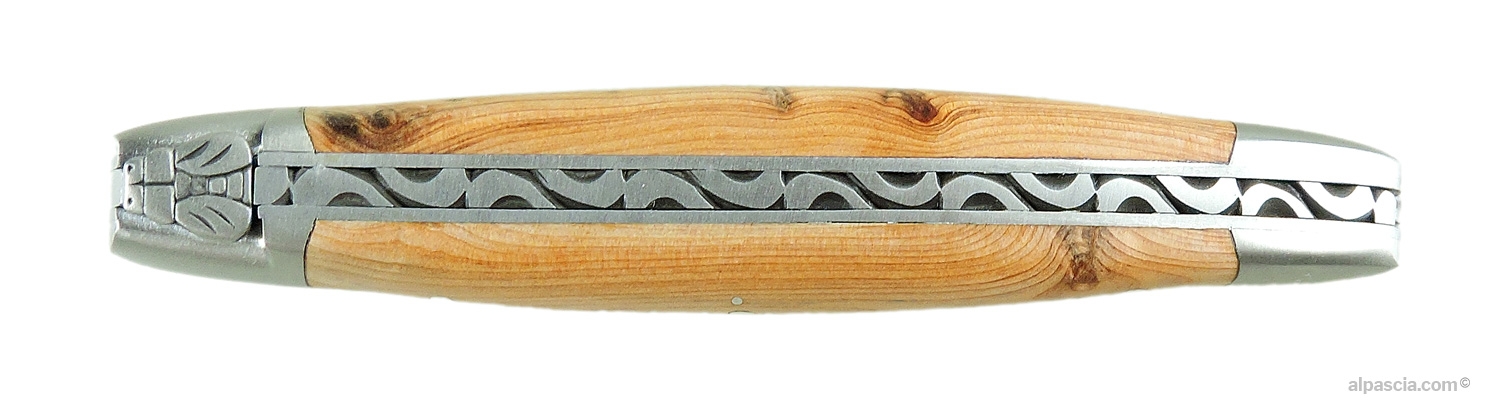 Tagliasigari a Forbice Forge de Laguiole - Dettaglio dell'ape forgiata e della finitura opaca dell'acciaio satinato