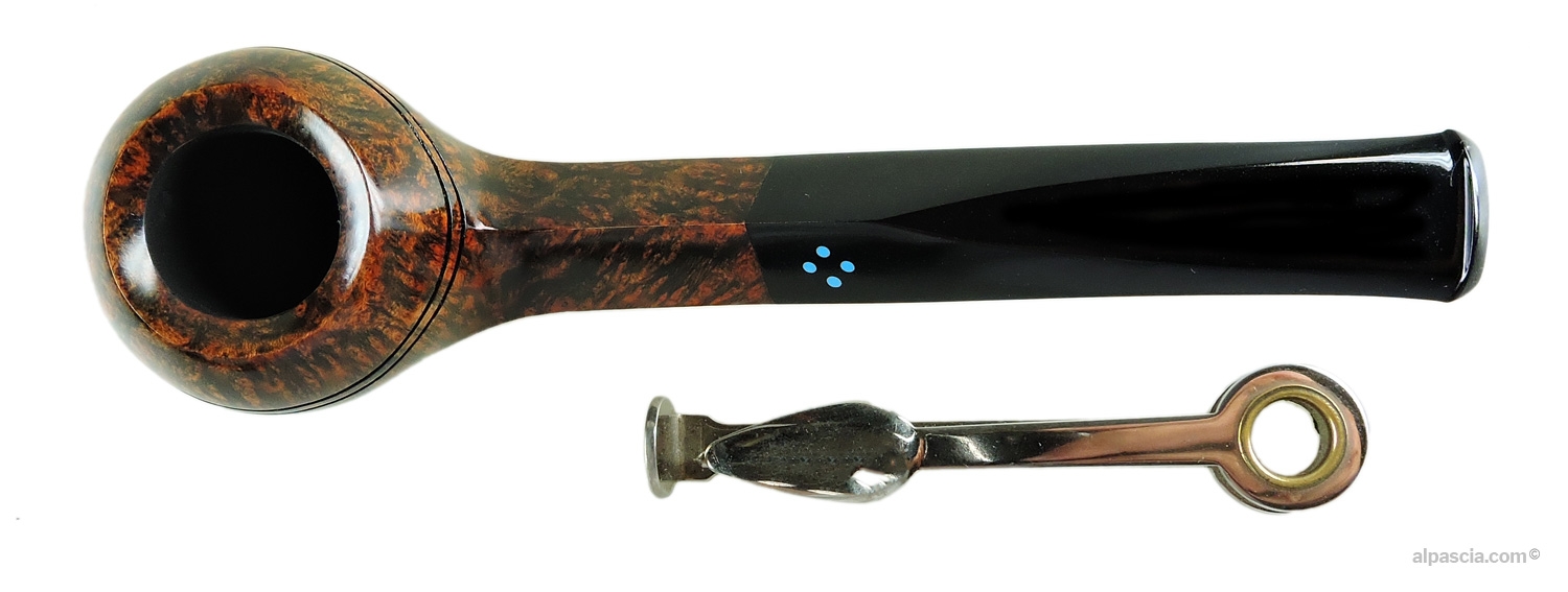 Sasieni 4 Dot Walnut Root Pipe - Right side view highlighting diamond shank and twin bowl grooves