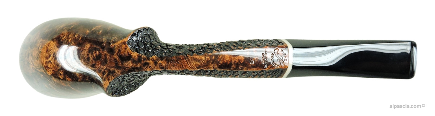 Arzuaga Freehand Semi-Bent Pipe - Bottom view displaying official Arzuaga artisan maker stampings on the shank
