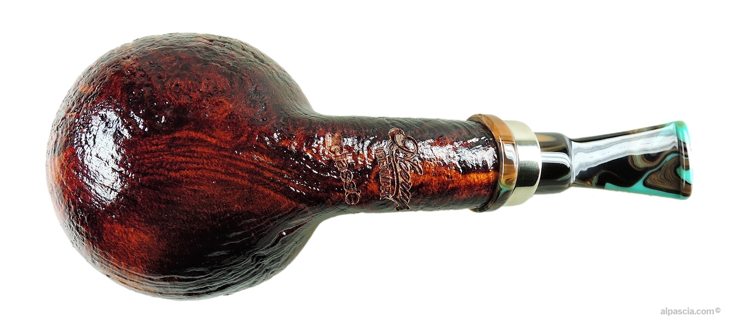 Neerup Classic Gr. 2 Tomato Pipe - Bottom view displaying official Neerup Classic Gr. 2 maker stampings