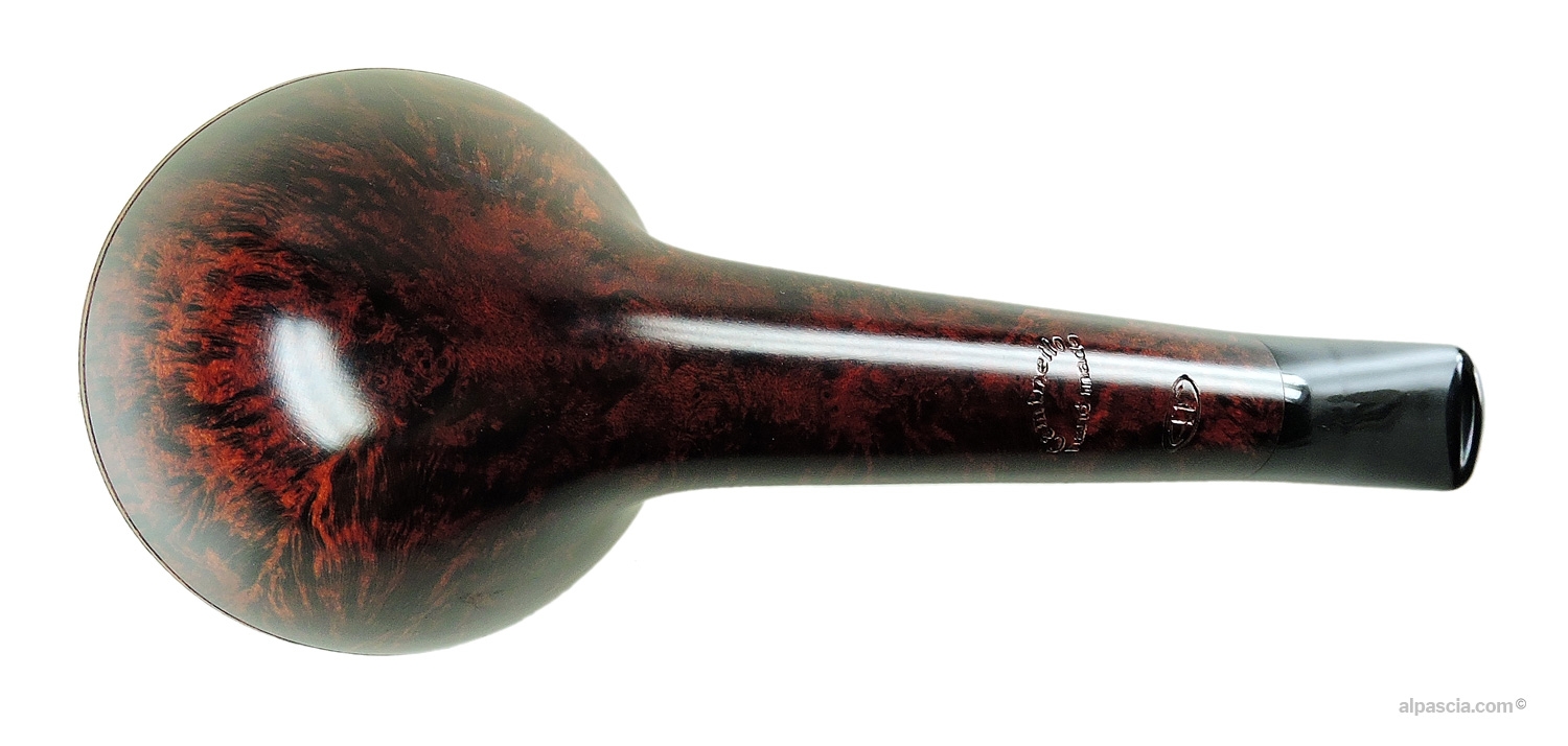 Pipa Caminetto Bulldog Curva - Vista inferiore del cannello a diamante con il marchio del baffo Caminetto