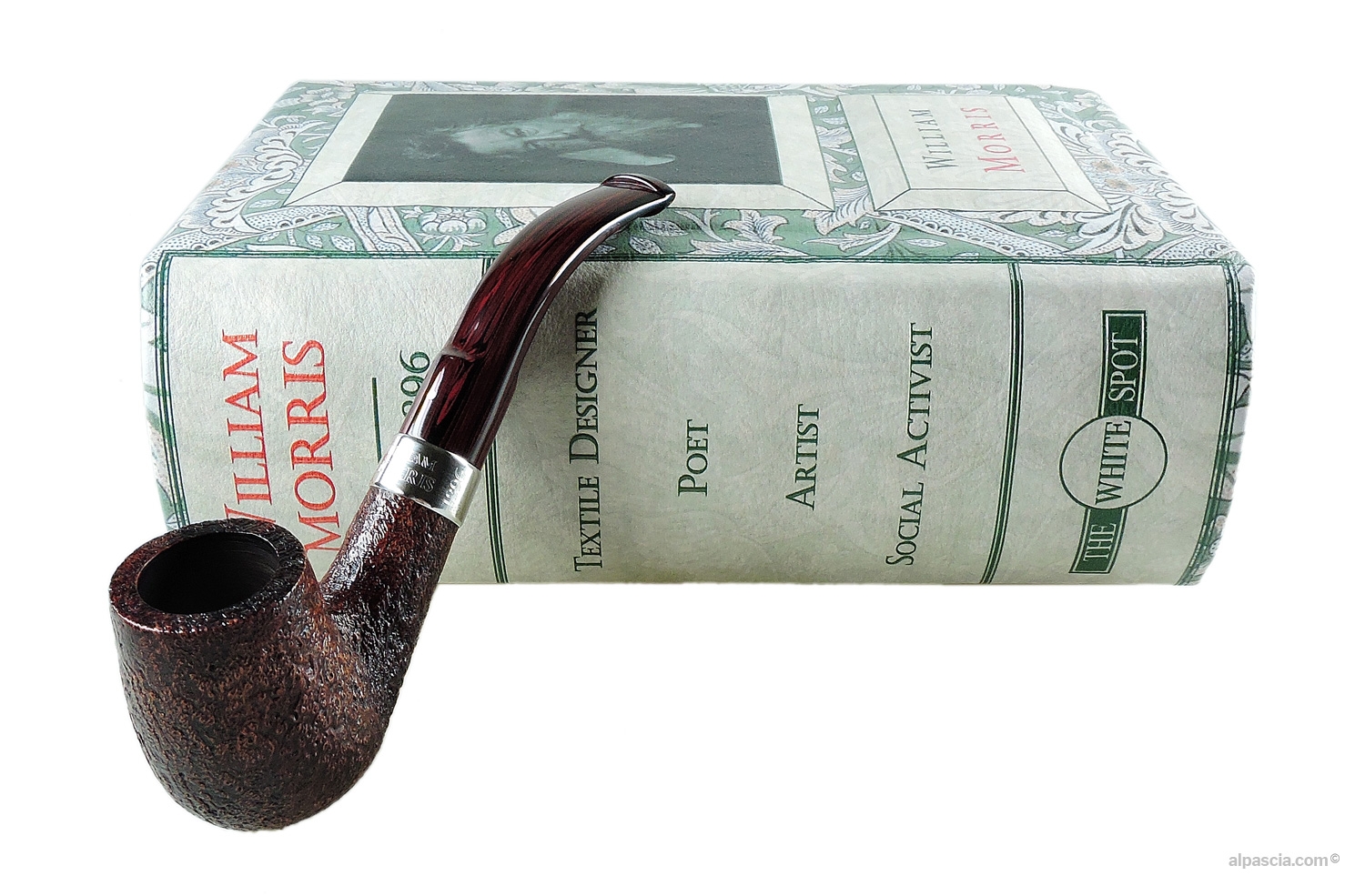 Dunhill William Morris Cumberland Pipe No. 14/26 - Pipe and box presentation