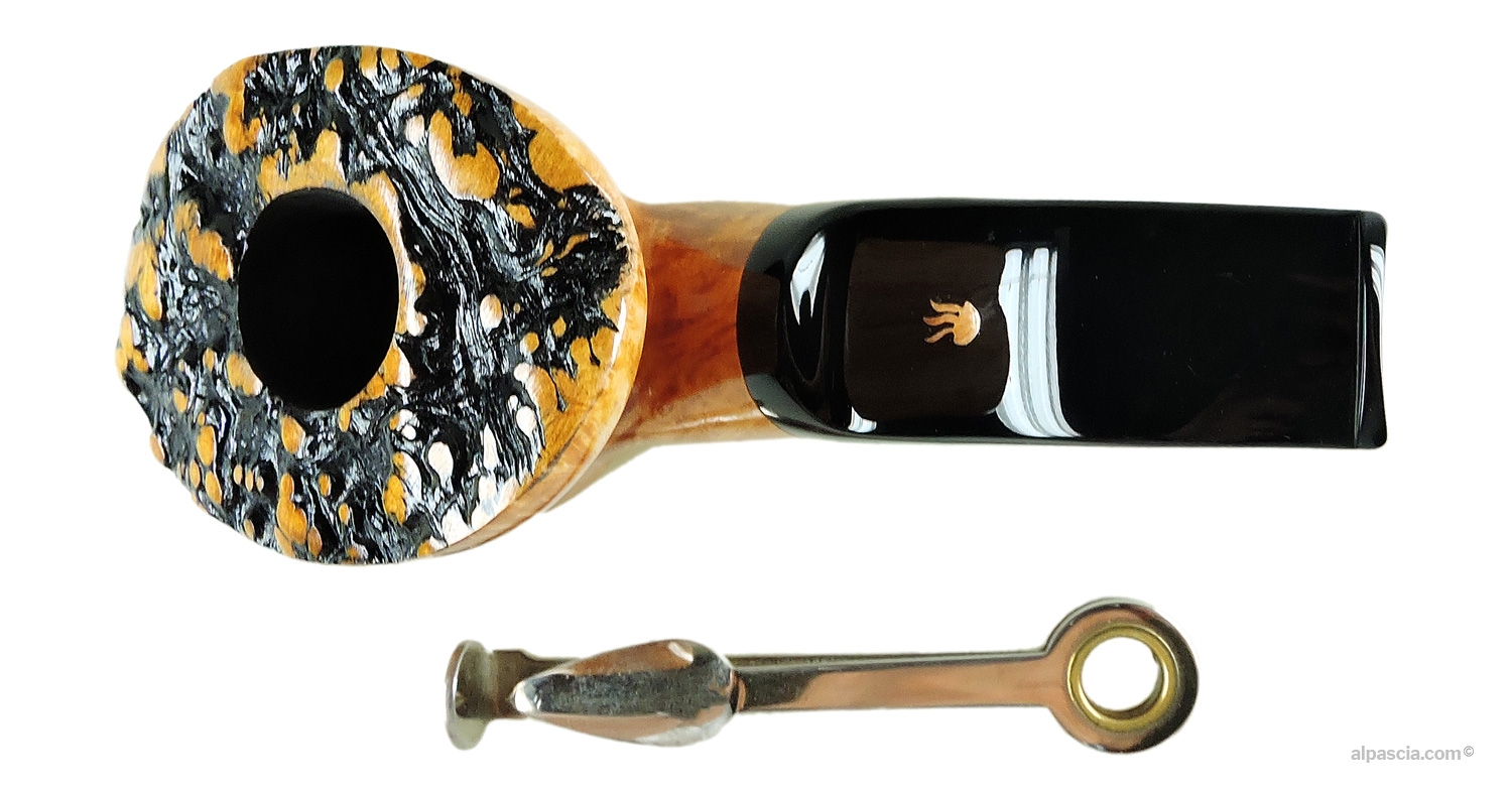 Valbruna Natural Smooth Calypso 2 Jellyfish Pipe - Top-down view showing wide rim with natural plateau bark top texture