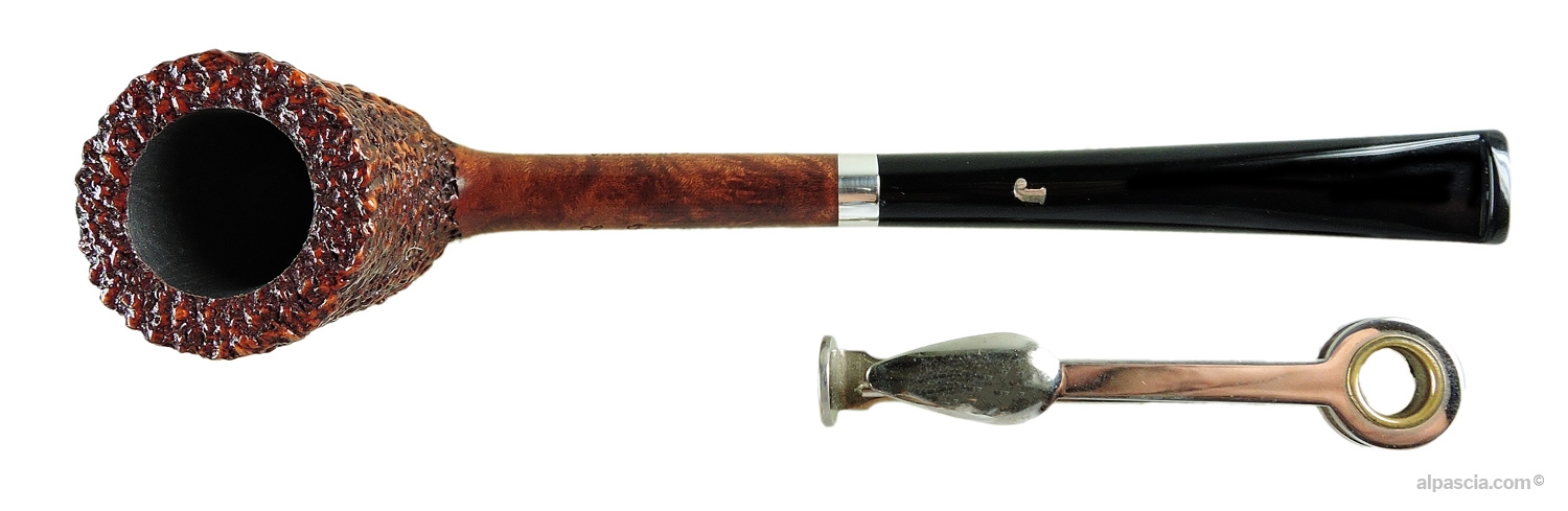 Ser Jacopo R1 A Rusticated Poker Pipe - Top-down view looking into the smooth rim and open tobacco chamber