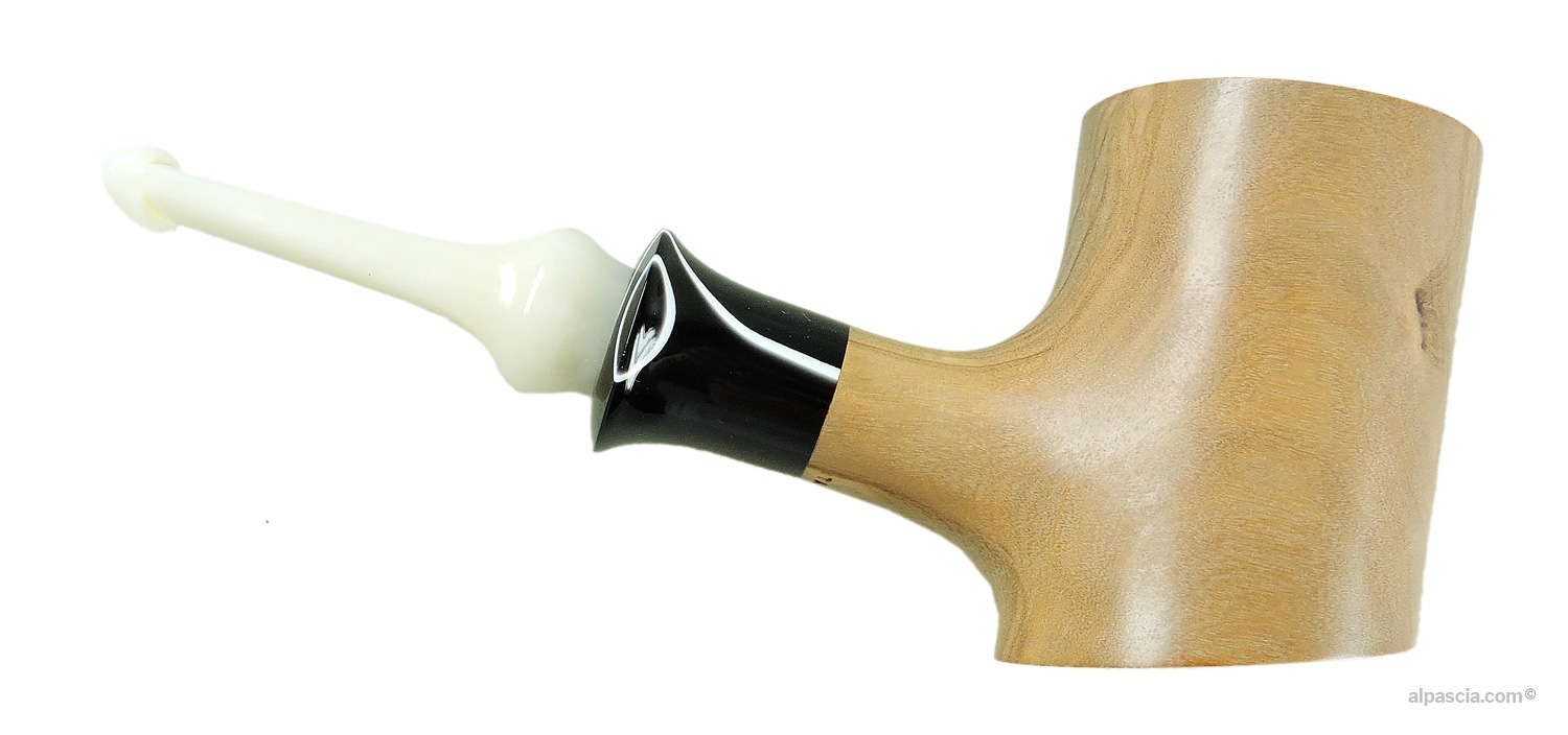 Talamona Oliver Special pipe - View of the right side