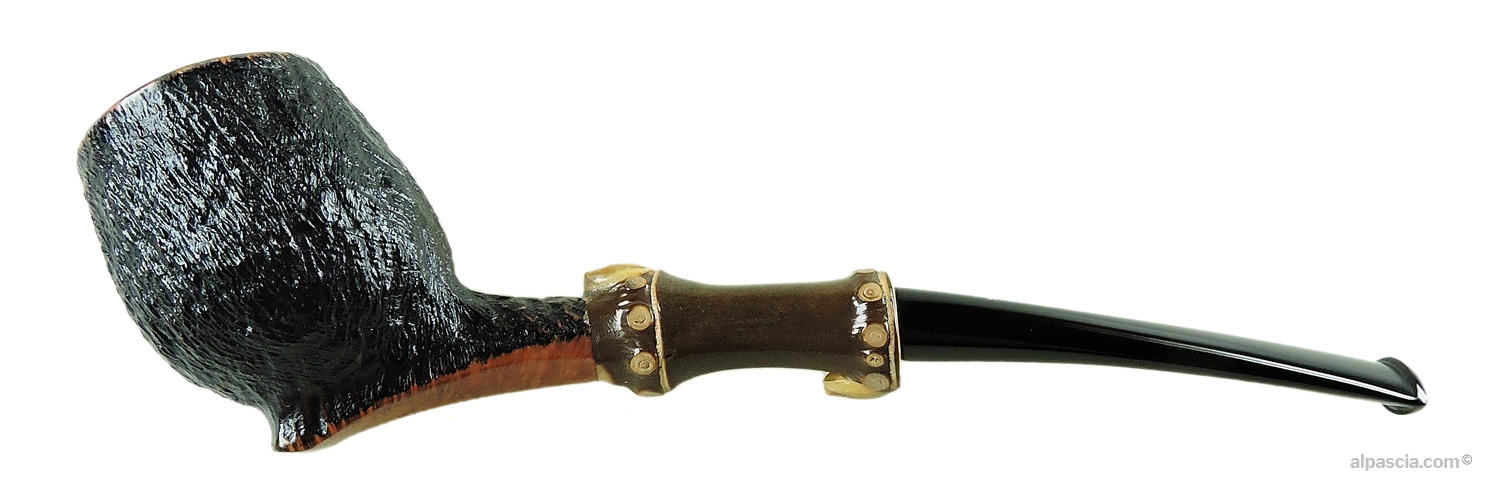 Pipa Arzuaga Forma Libera - Profilo semi-curvo semi-sabbiato con innesto in bambù scuro e bocchino in ebanite nera