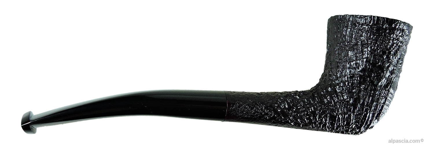 Dunhill Shell Briar 3421 Pipe - Right side view highlighting forward-canted bowl and deep Shell Briar grain