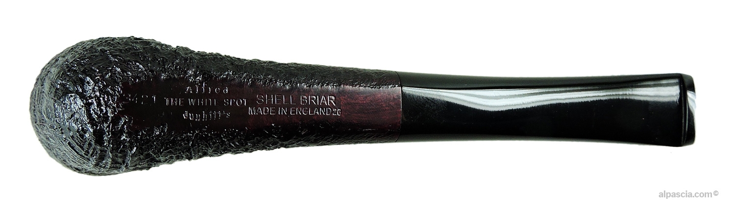 Dunhill Shell Briar 3421 Pipe - Bottom view displaying round shank and official Made in England 3421 stampings
