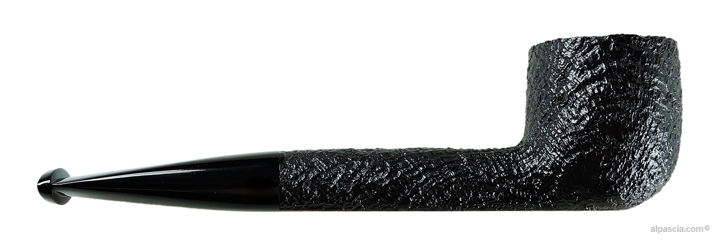 Dunhill Shell Briar Group 2 Pipe - Right side view highlighting compact squat bowl and deep Shell Briar grain