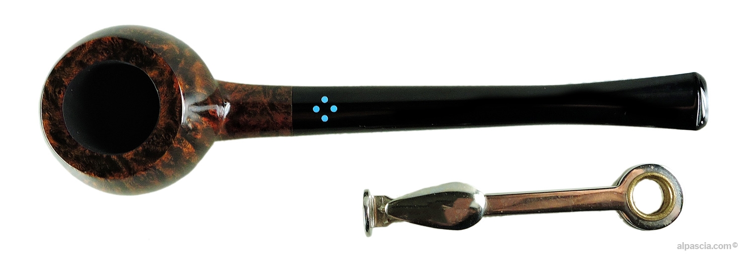 Sasieni 4 Dot Walnut Root Pipe - Top-down view into the smooth circular tobacco chamber