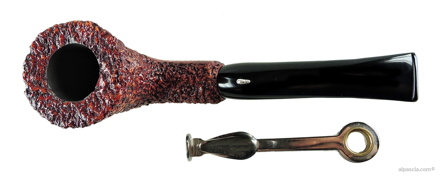 Pipa L'Anatra Rusticata - Vista dall'alto della camera di combustione e del bordo superiore rusticato