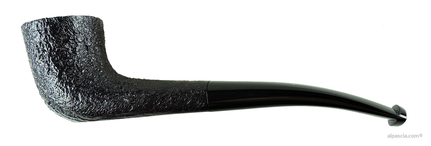 Dunhill Shell Briar 2421 Pipe - Semi-bent Zulu profile in deep black sandblast with ebonite stem and White Spot
