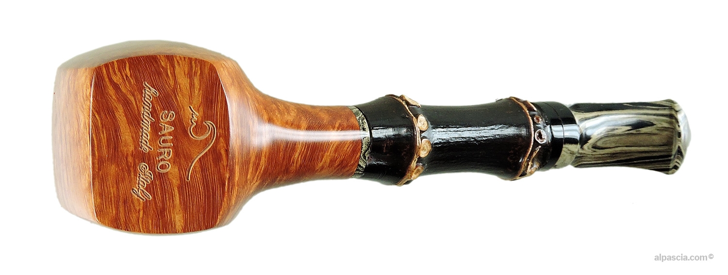 Sauro Panel Pipe - Bottom view displaying natural briar base and official Sauro stamping