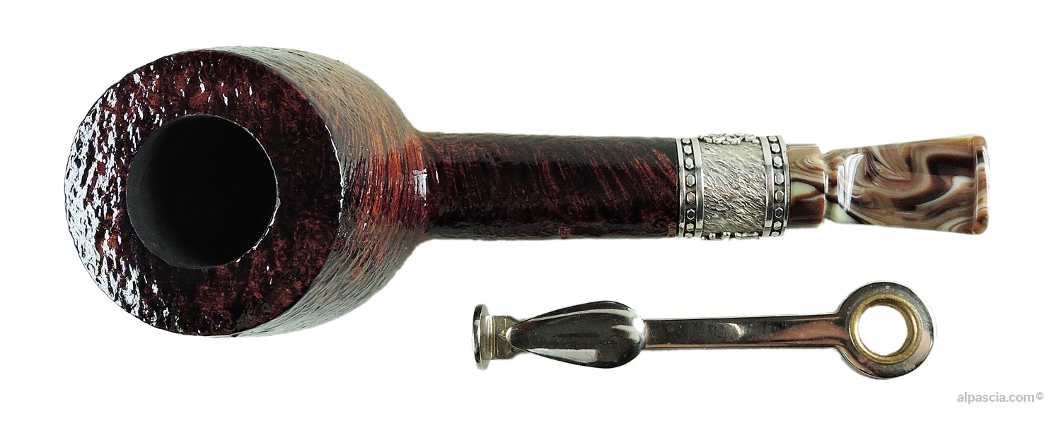 Peder Jeppesen Ida Boutique Gr 4 Pipe - Top-down view into the chamber showing sandblasted top rim contrast