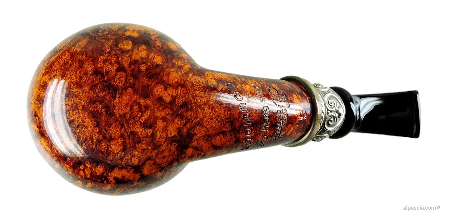 Peder Jeppesen Ida Boutique Gr 3 Pipe - Bottom view displaying smooth underside and official Ida Boutique stampings