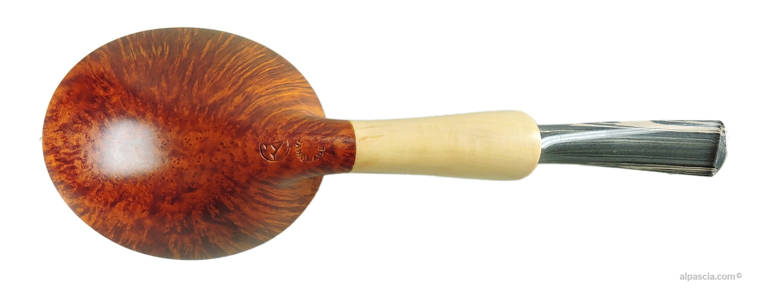 Alinetu Free Form Pipe - Bottom view displaying smooth natural underside and official Alinetu stampings