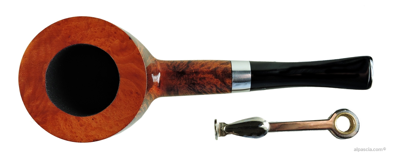 Big Ben Giant Tan Polish 284 XL Pipe - Top-down view into the wide Pot chamber and 9mm filter housing