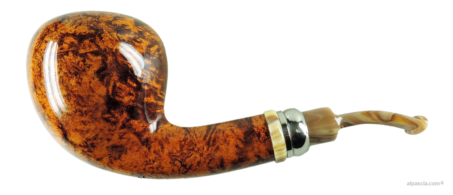 Pipa Neerup Classic Gr 3 Free Form - Profilo semi-curvo liscio con ghiera in metallo e bocchino marezzato chiaro