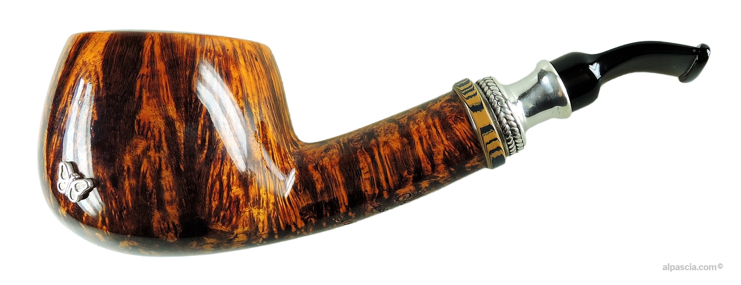 Pipa Peder Jeppesen Ida Boutique Gr 6 - Profilo curvo liscio con ghiera in argento lavorata e bocchino in acrilico nero