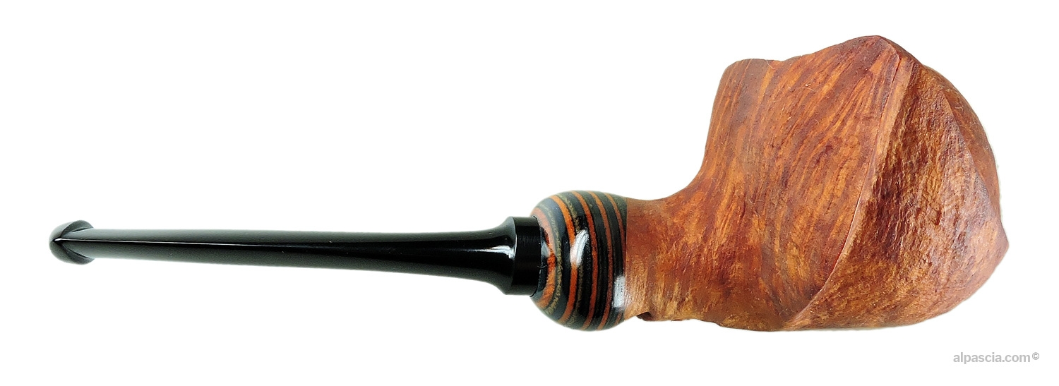 Pipa Bisonte Sabbiata Chiara - Vista destra che risalta la finitura sabbiata chiara e le linee scultoree