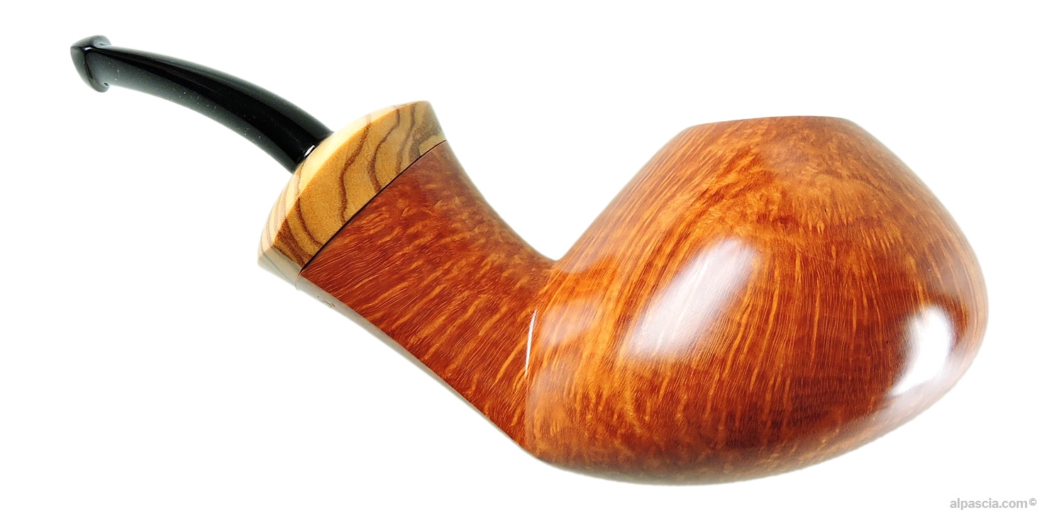 Ganci 2F Chubby Pipe - Right side view highlighting plump Chubby proportions and natural briar grain